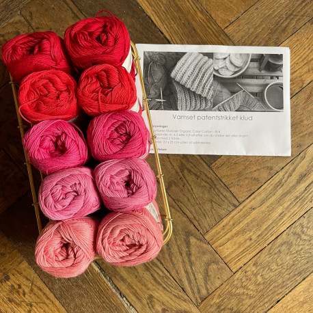 8/4: Røde og pink farver + brændte farver - 10 nøgler bomuldsgarn + opskrift på vamset patentstrikket klud (som print)