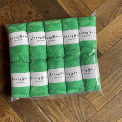 8/4: Grøn Bunny Yarn (restgarn) 10 nøgler