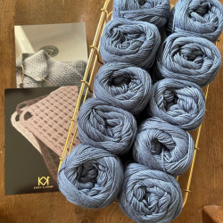 8/4: Jeans Blue - 2. sortering + Opskrift på hæklede vaffelgrydelapper med integreret ophæng og perlestrikket klud
