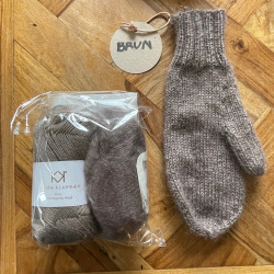 Brown/Taupe - VANTEKIT - incl. garn og opskrift på strikkede vanter