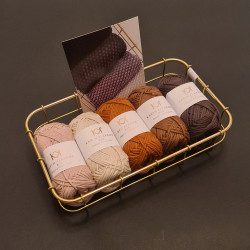 Kit med 5 nøgler 8/8 KK Organic Color Cotton + Guldkurv + Opskrift på perlestrikket klud