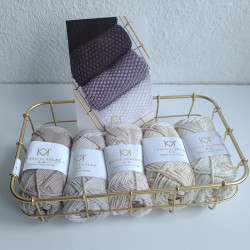 Kit med 5 nøgler 8/8 KK Organic Color Cotton + Guldkurv + Opskrift på perlestrikket klud