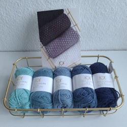 Kit med 5 nøgler 8/8 KK Organic Color Cotton + Guldkurv + Opskrift på perlestrikket klud