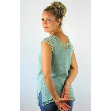 22-02 C Bluse/top med blondekanter i Linea hør - e-opskrift