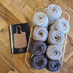 8/8: 9 nøgler KK øko. 2. sortering + Opskrift på strikket net med bladmønster og hæklede hanke - trykt opskrift