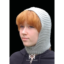 Strikket rullekravehætte 2025 - trykt opskrift