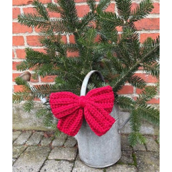 Hæklet sløjfe i flere størrelser - lavet i Recycled Bottle Yarn